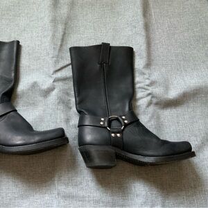Black Frye 12r harness boot women’s size 9.5